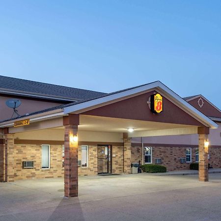 Super 8 By Wyndham Mattoon Hotel Bagian luar foto