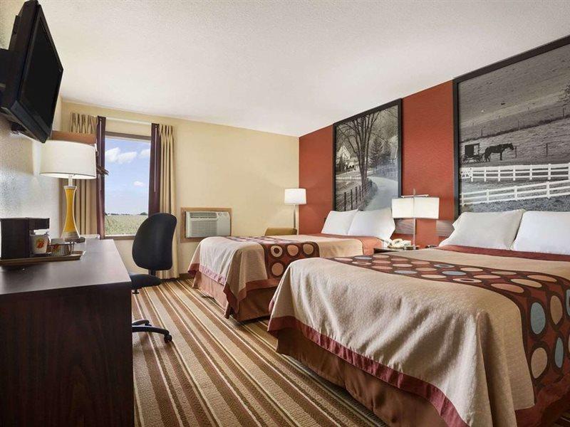 Super 8 By Wyndham Mattoon Hotel Bagian luar foto