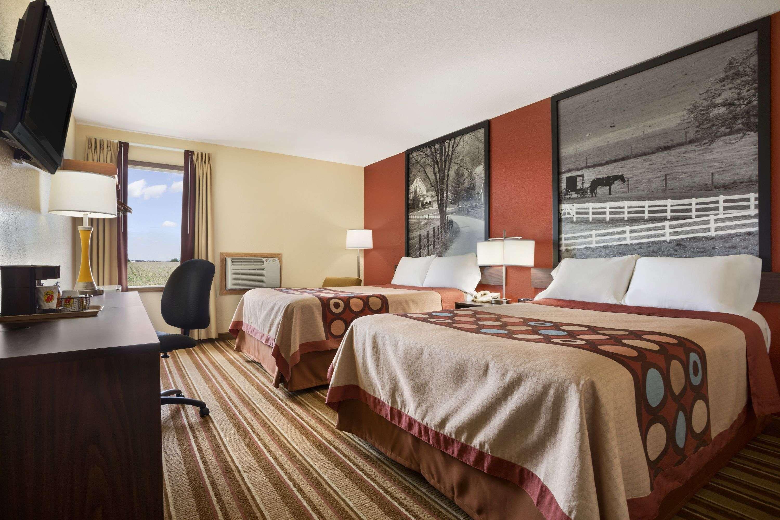 Super 8 By Wyndham Mattoon Hotel Bagian luar foto